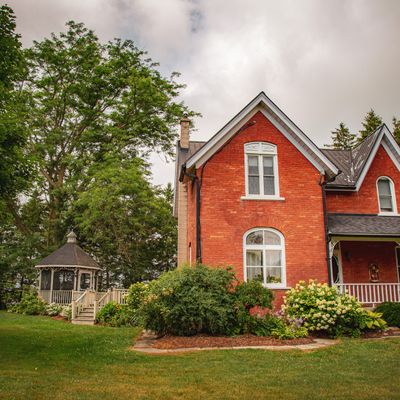 Bed & Breakfasts